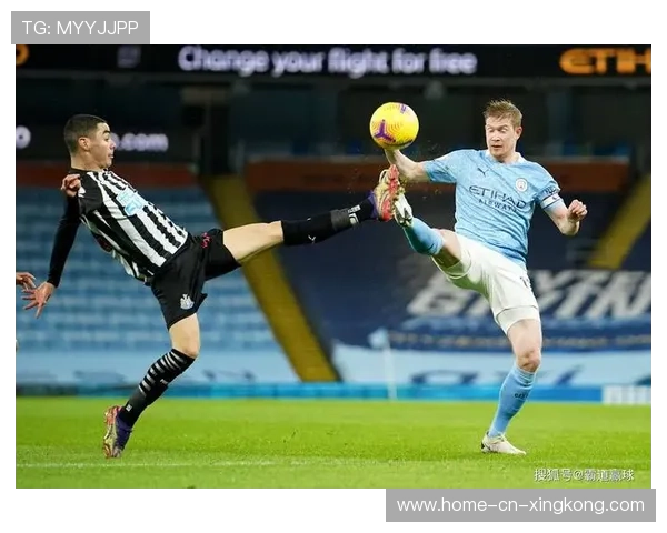 纽卡斯尔在中圈抢断后连续推进，托纳利完成完美调度